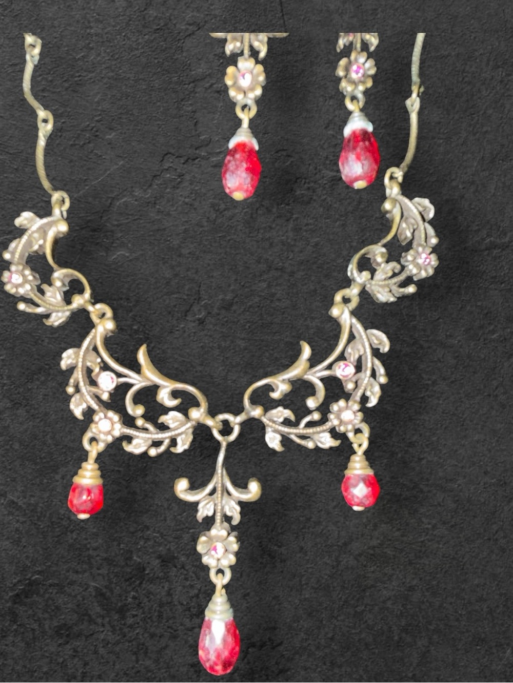 Vintage Avon Necklace & Earrings Set Red Pink Rhinestone NR Floral Victorian Sty